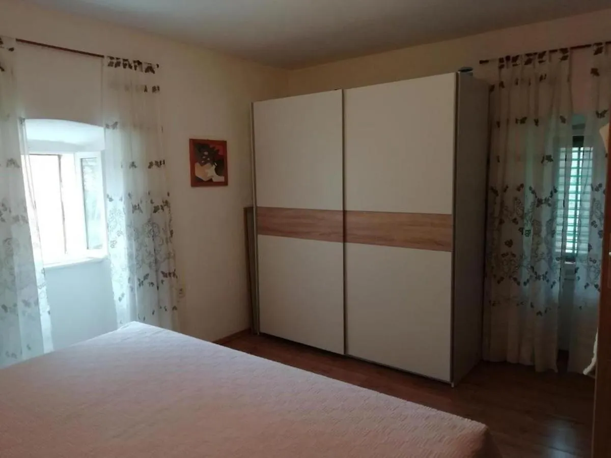 House Golovik Villa Brsec