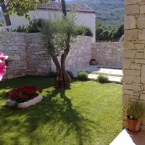 Apartman Ina, Brseč